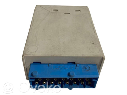 Logu tīrītāju relejs