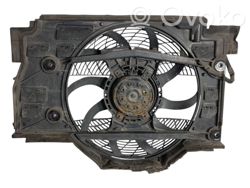 Elektrisks radiatoru ventilators