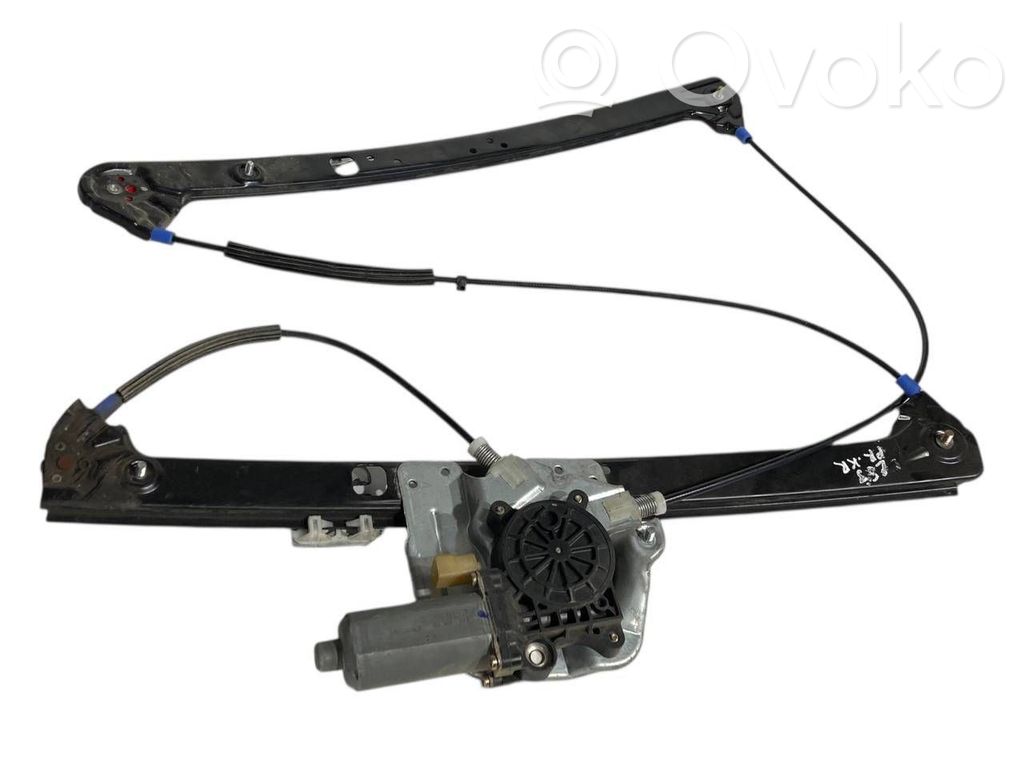 Priekšpusē elektriskā loga pacelšanas mehānisma komplekts