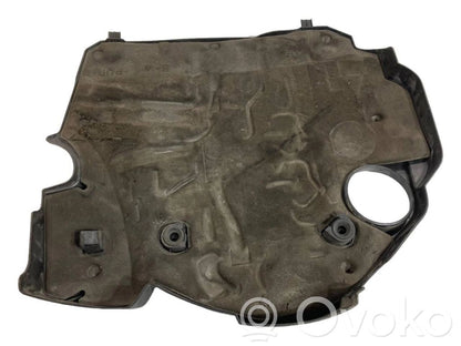 Dzinēja pārsegs (dekoratīva apdare)