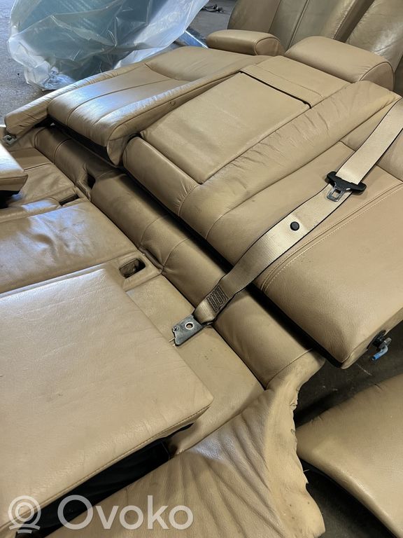 Rear seat