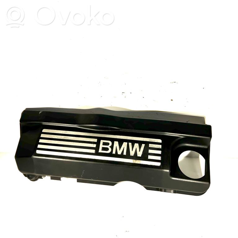 Крышка двигателя (декоративная отделка)