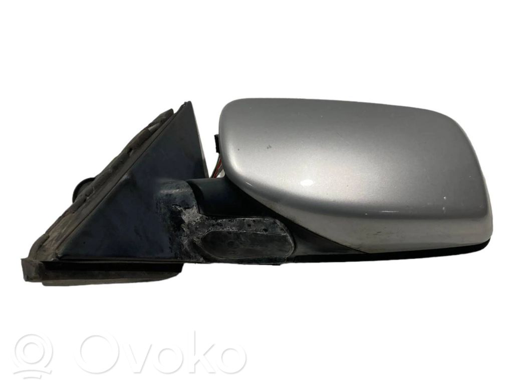 Mirror (electrically controlled)