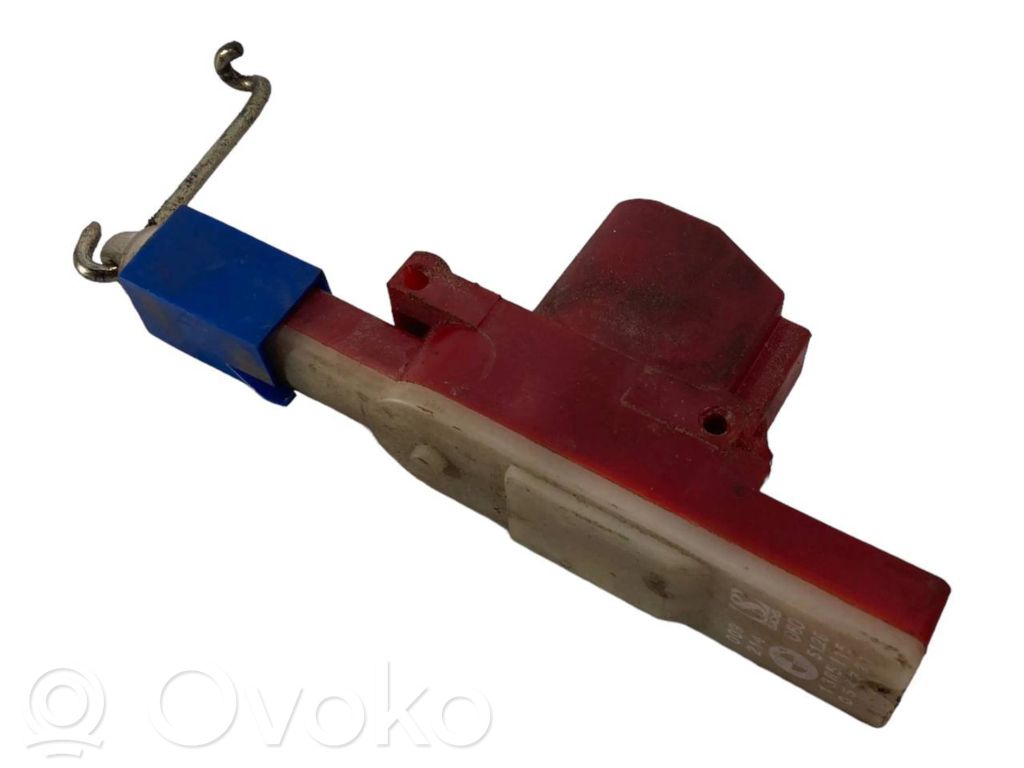 Centrālās atslēgas motoriņš