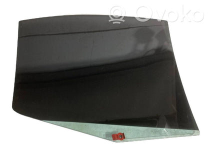 aizmugurējo durvju stikls