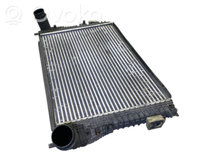 Starpdzesētāja radiators