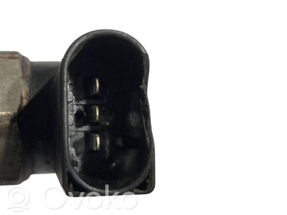 Манометр давления топлива