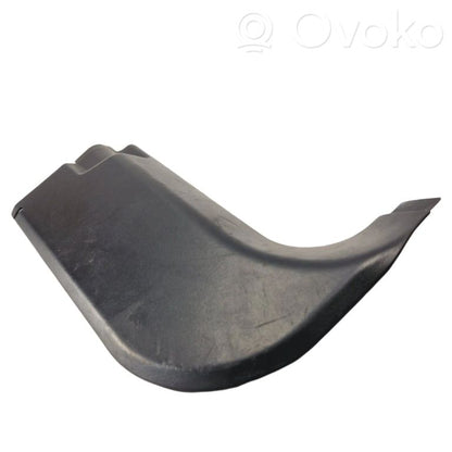 (A) statņa dekoratīvā apdare