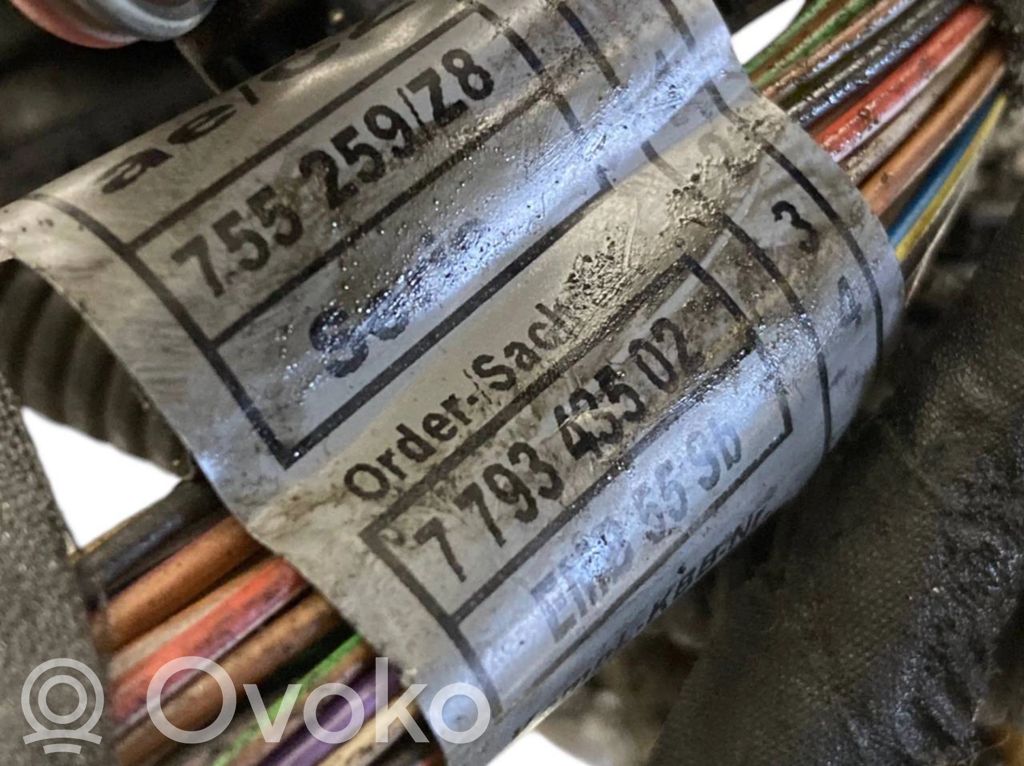 Dzinēja vadu instalācija