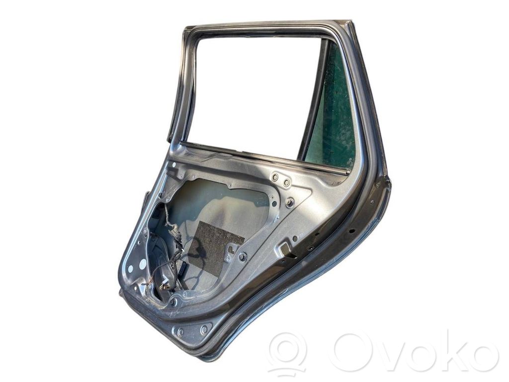 Aizmugurējās durvis