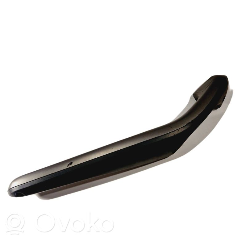 Cita veida salona detaļa