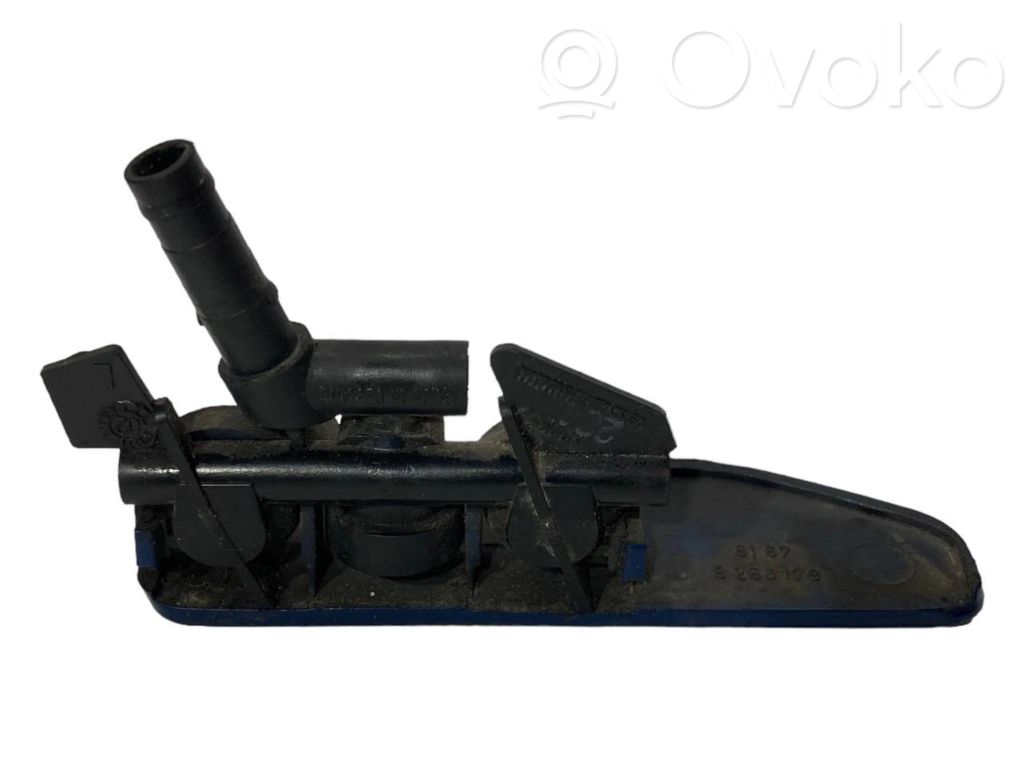 Headlight washer nozzle(s)