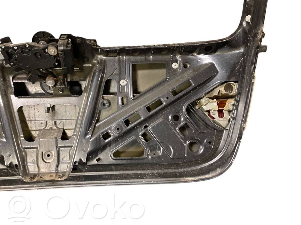 Rear cover (trunk)