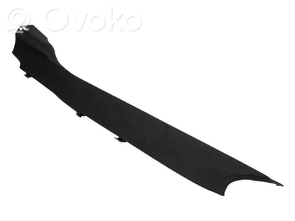 Sānu dekoratīvā apdare pie aizmugurējā sēdekļa (apakšdaļa)