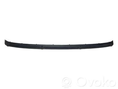 Dekoratīvās aizmugurē bampera ulikas