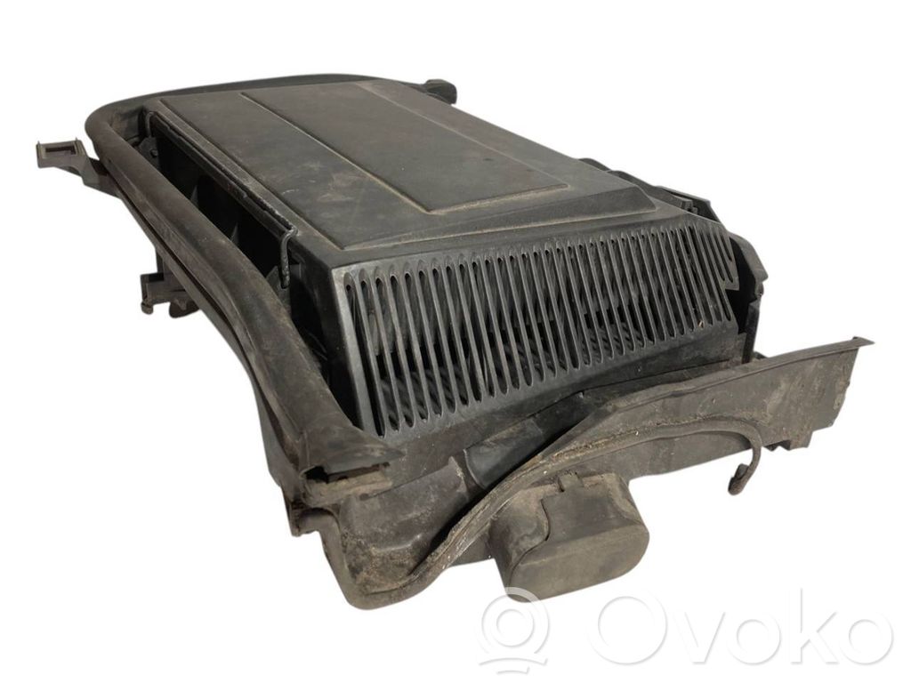 Air filter box
