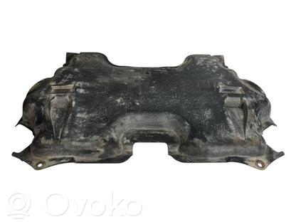 Dzinēja apakšas aizsargs