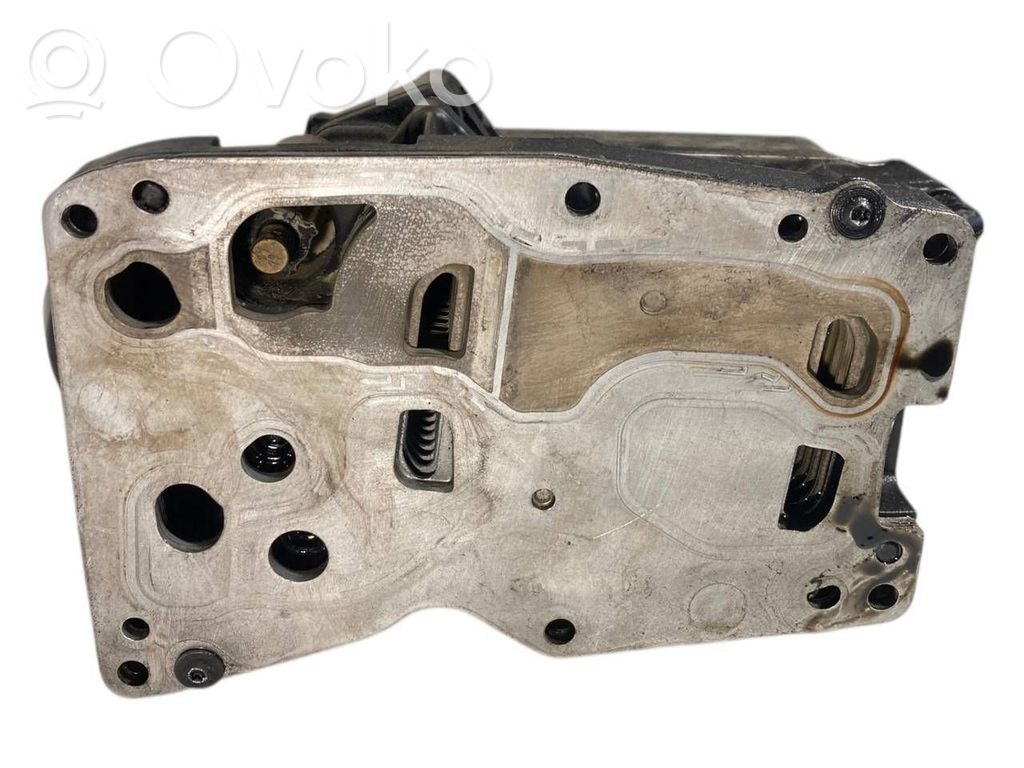 Eļļas filtra turētājs / dzesētājs