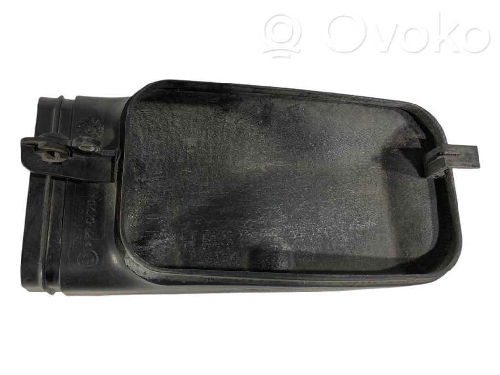 Air intake duct details