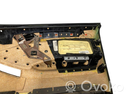 Priekšējo durvju apdare