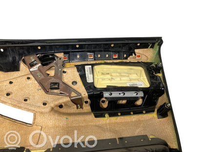 Priekšējo durvju apdare