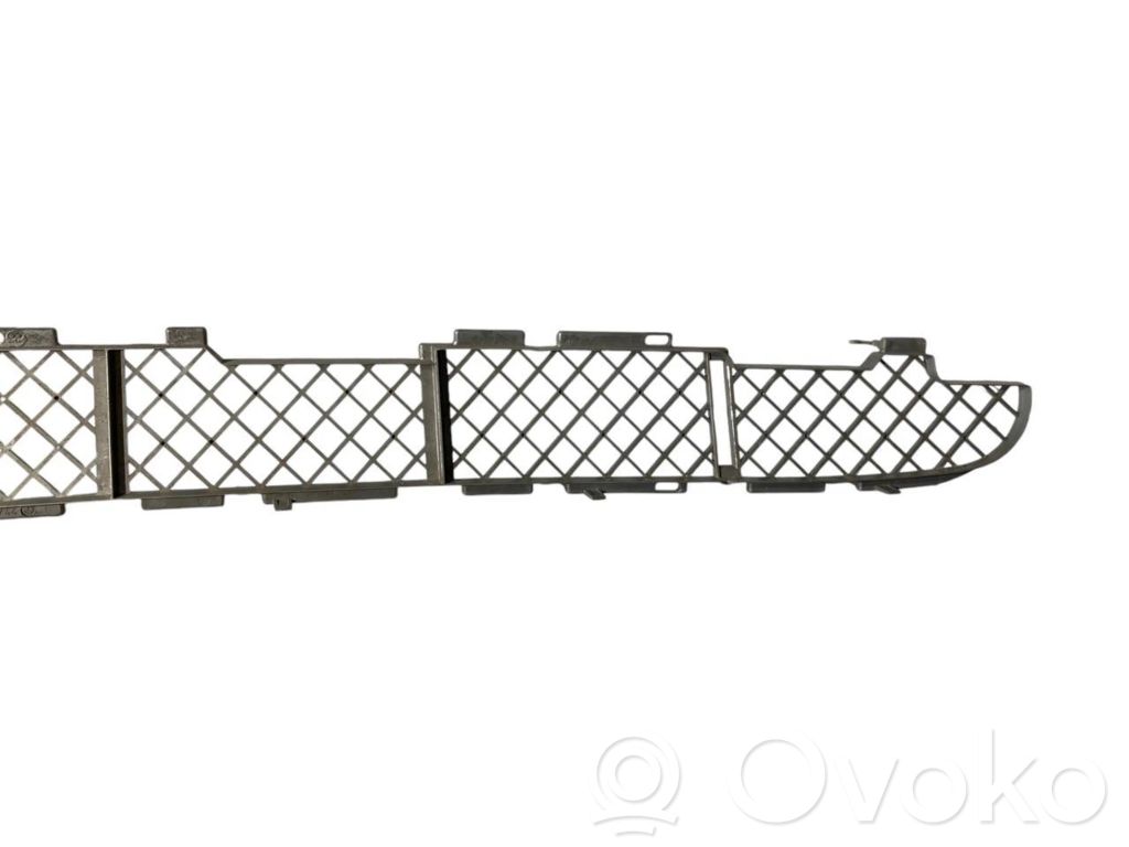 Apakšējais režģis (trīsdaļīgs)