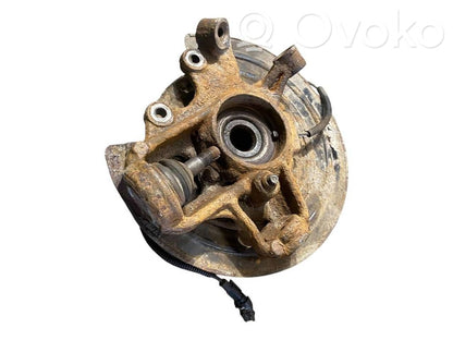 Aizmugurē riteņa rumbas vārpstas šarnīrs (stupica, capfa)