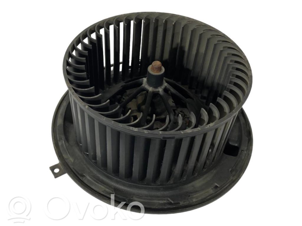 Mazā radiatora ventilators