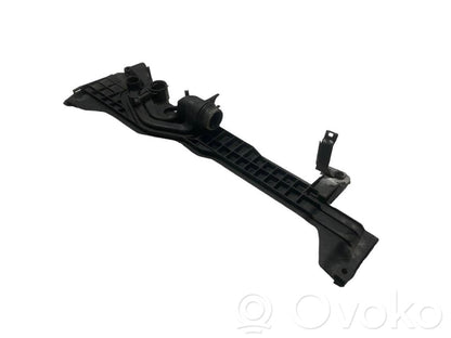 Caurulīte (-es) / šļūtene (-es)