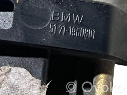 External opening handle