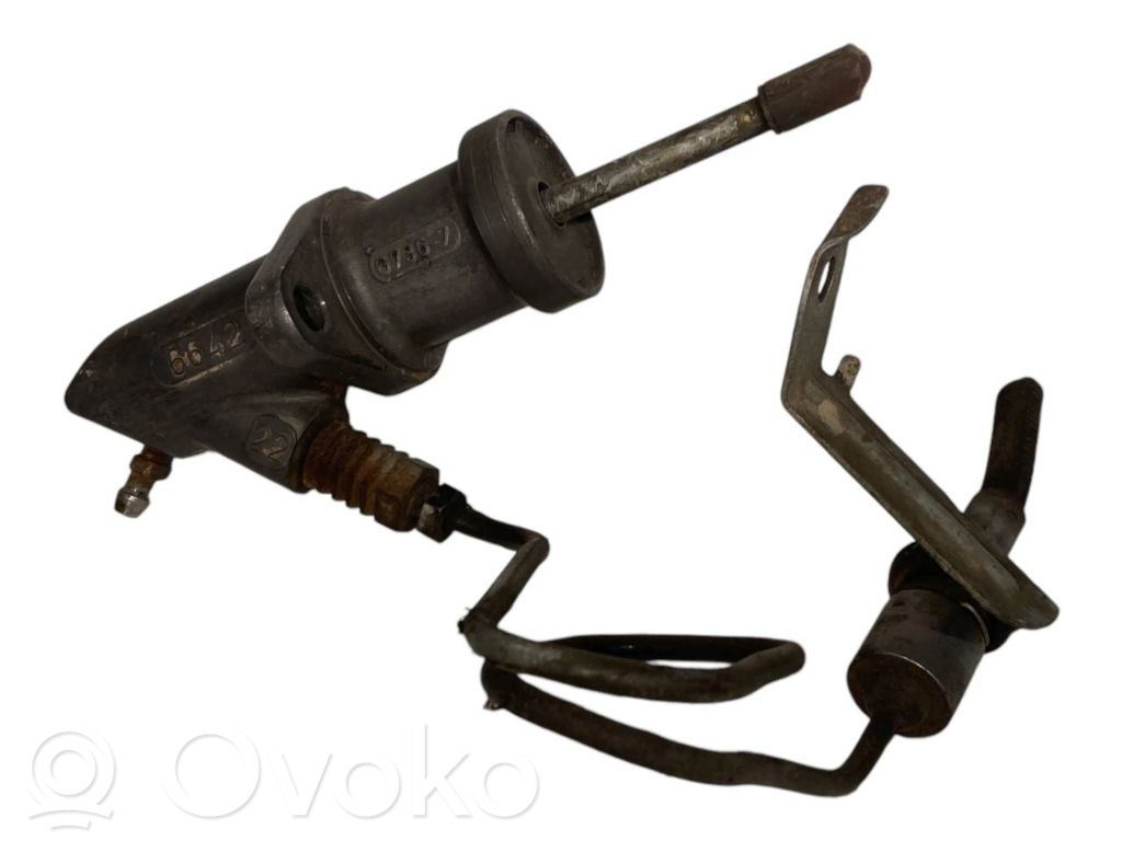 Galvenais sajūga cilindrs