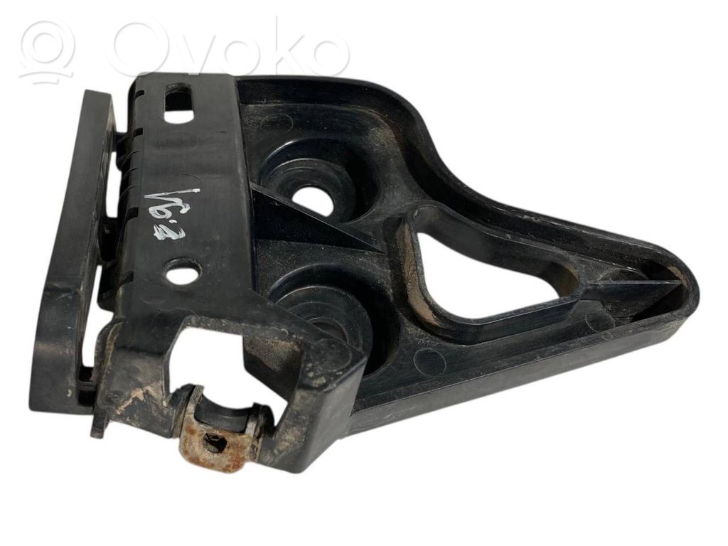 Кронштейн крепления заднего бампера