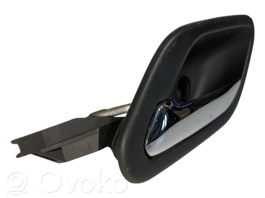 Internal opening handle