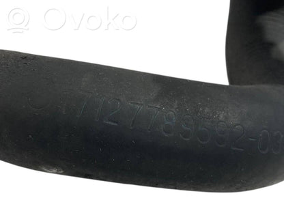 Caurulīte (-es) / šļūtene (-es)