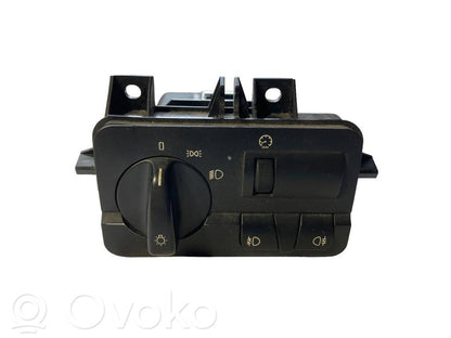 Headlight switch