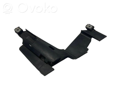 Priekšējā luktura turētājs