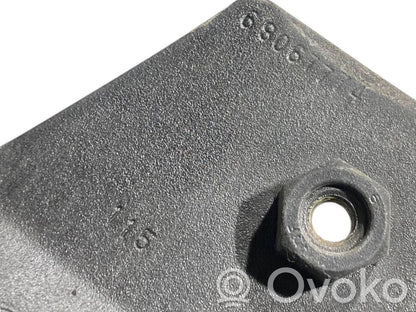 Cita veida dzinēja nodalījuma detaļa