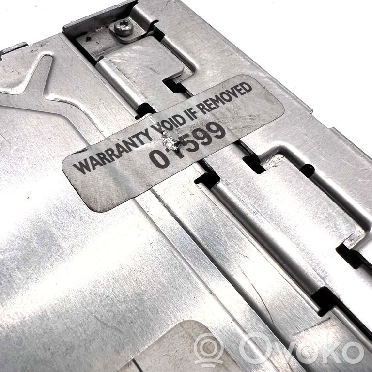 Radio / CD/DVD atskaņotājs / navigācija