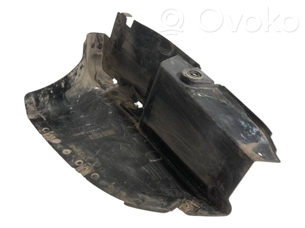 Aizmugurējā bufera apakšas aizsargs