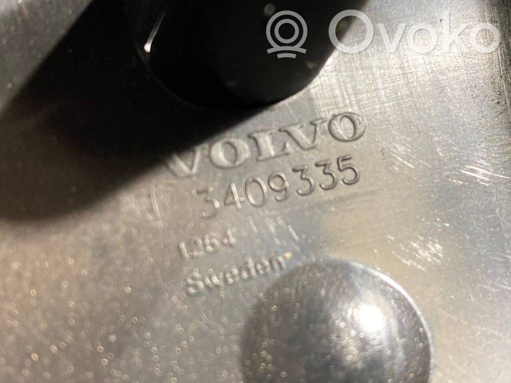 Stūres ass dekoratīvā apdare