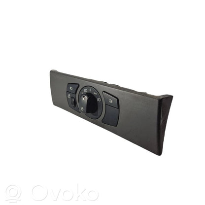 Headlight switch