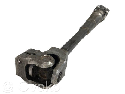 Stūresrata ass krustsavienojums