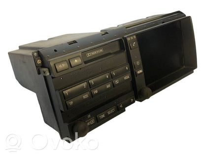 Radio / CD/DVD atskaņotājs / navigācija