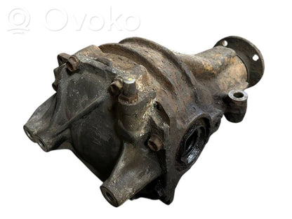 Aizmugurējais reduktors