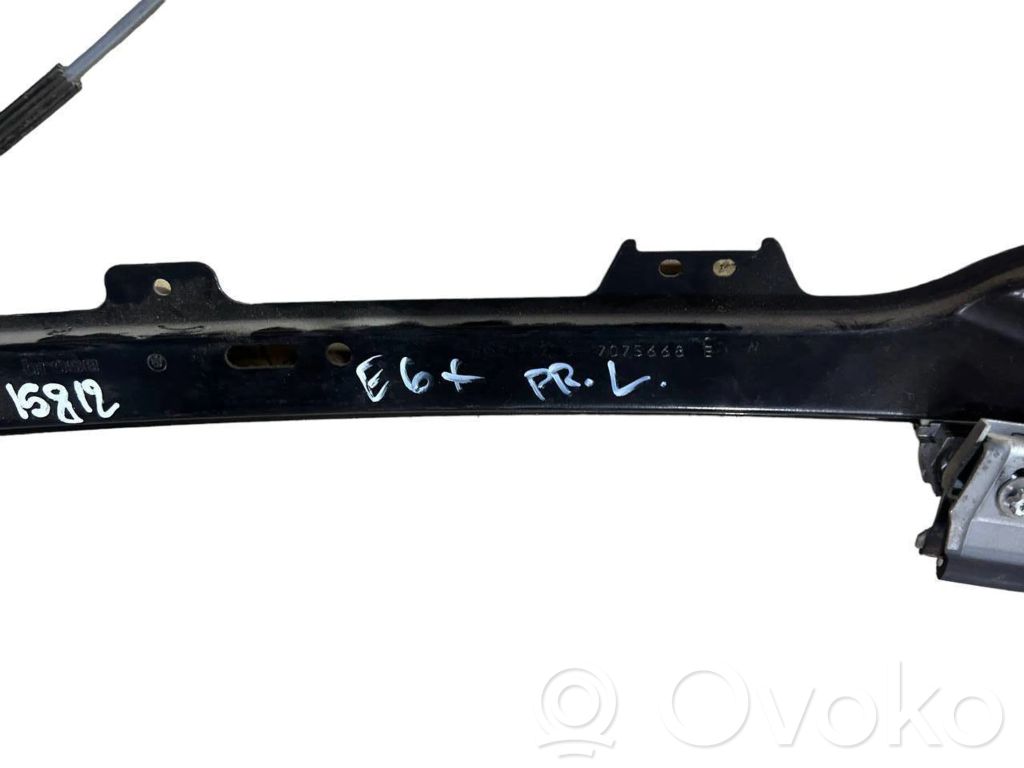 Priekšpusē elektriskā loga pacelšanas mehānisma komplekts