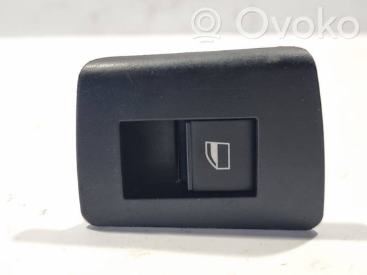 Power window switch
