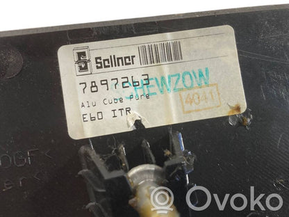 Salona dekoratīvās apdares komplekts