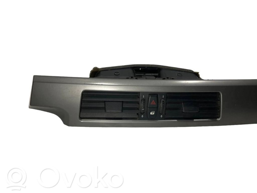 Centrālais gaisa ventilācijas režģis