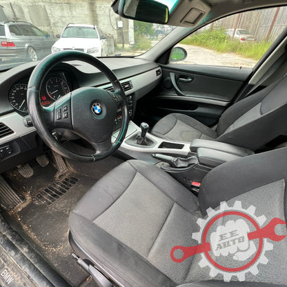BMW 320i E90 2006 - atsarginės dalys 