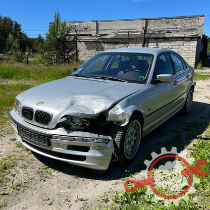 BMW 330i E46 2000 - atsarginės dalys 